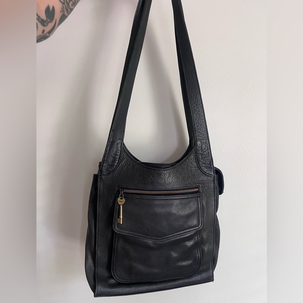Vintage Fossil Black Leather Shoulder Bag